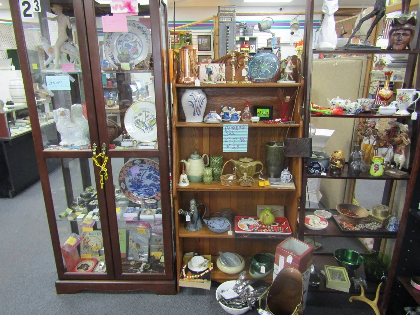 Riverside Antique Mall, business photo 3