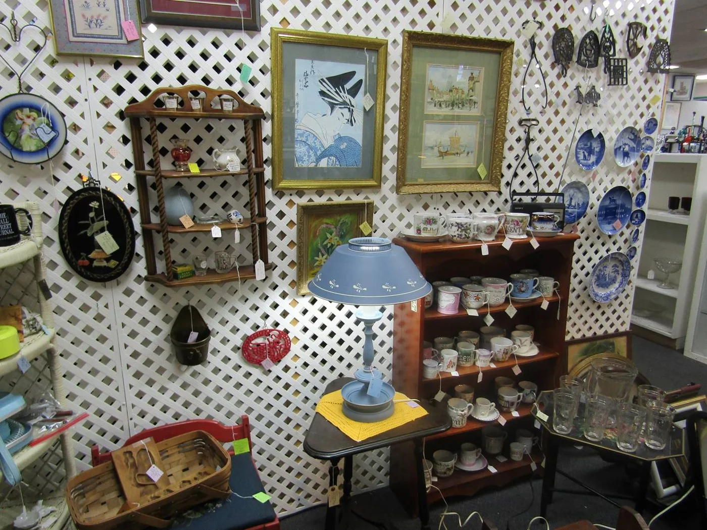 Riverside Antique Mall, business photo 2